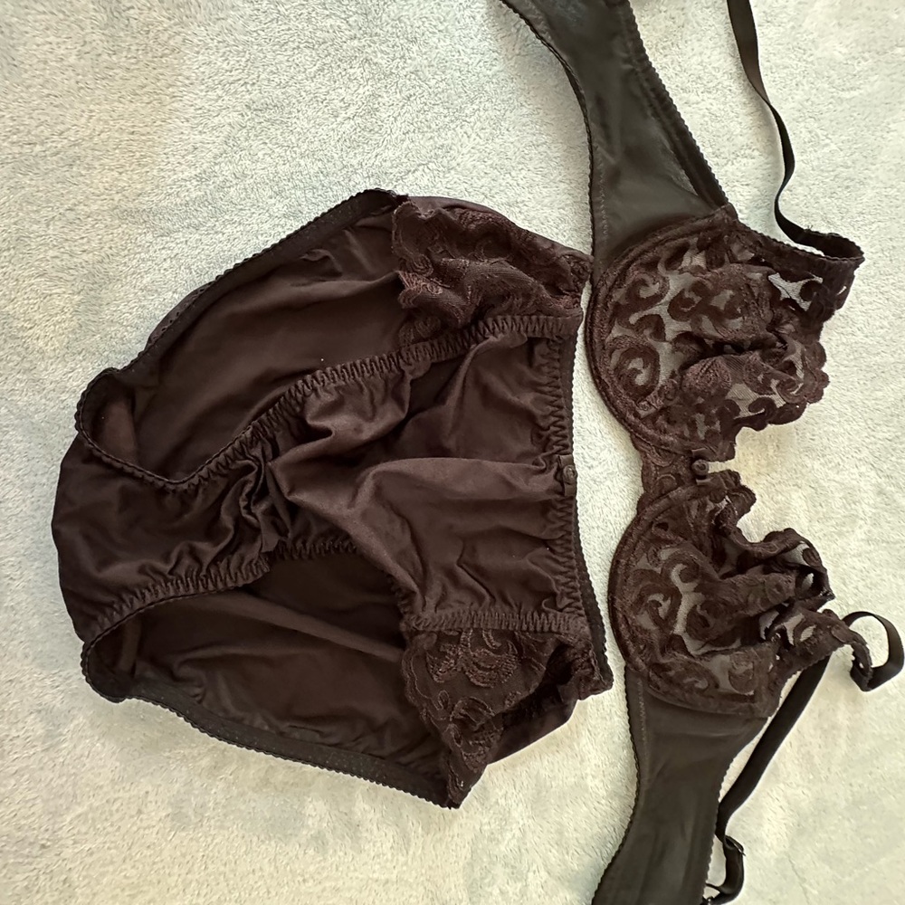 Wacoal black Lace Trim Bra Intimates
